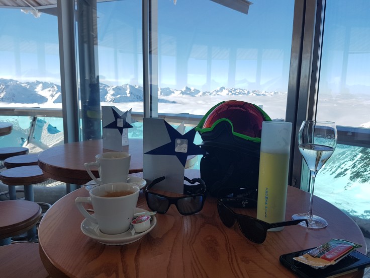 20180221_203032064_iOS